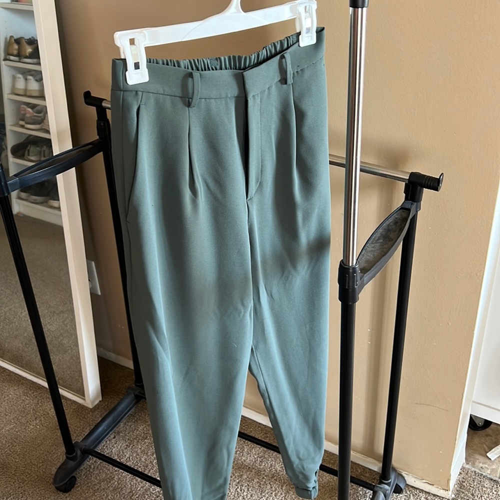 Uniqlo pants